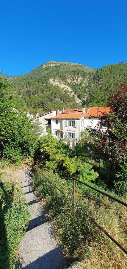 La Tiniera A Luceram - Maison Renovee 2023- Terrasse - Wifi - Village Des Creches Kültér fotó